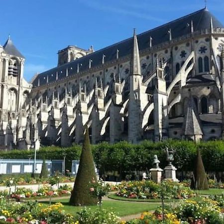 Appart 2 Pieces 35M2,Centre Ville, Parking Gratuit Bourges Exteriér fotografie