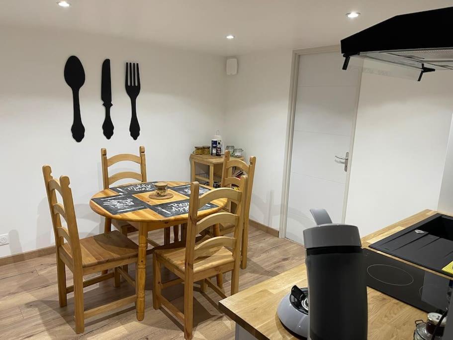 Appart 2 Pieces 35M2,Centre Ville, Parking Gratuit Bourges Exteriér fotografie